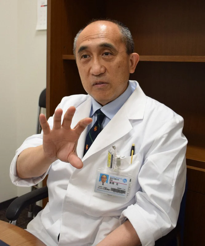 Katsu Takahashi, head of the dentistry and oral surgery department at the Medical Research Institute Kitano Hospital, is seen in the city of Osaka's Kita Ward on May 16, 2023. (Mainichi/Mirai Nagira)
