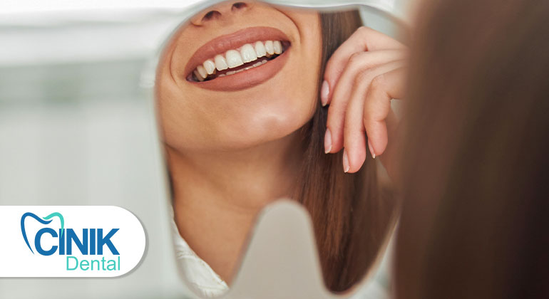 El Colorido Mundo del Blanqueamiento Dental El Colorido Mundo del Blanqueamiento Dental